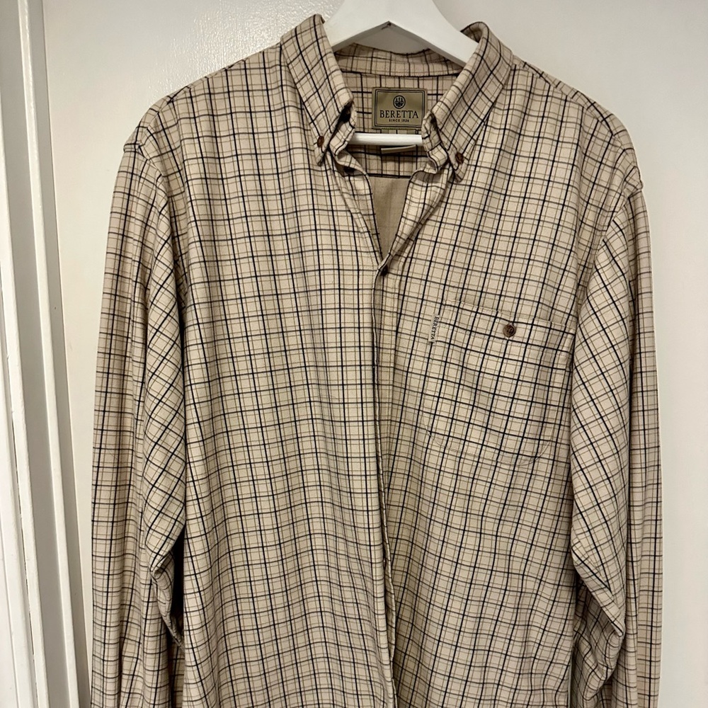 Beretta men’s large cream plaid flannel long sleeve shirt